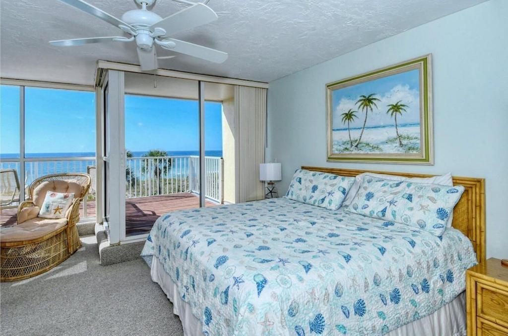 Laplaya 201C: Beachfront Corner Unit with Gulf Panorama Longboat Key Exterior photo
