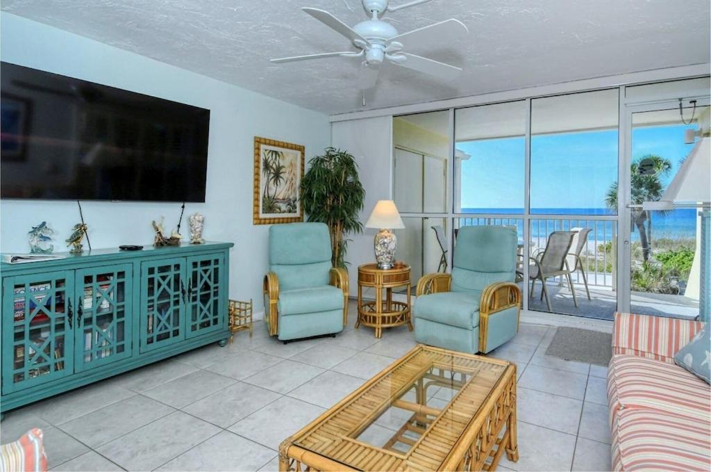 Laplaya 201C: Beachfront Corner Unit with Gulf Panorama Longboat Key Exterior photo